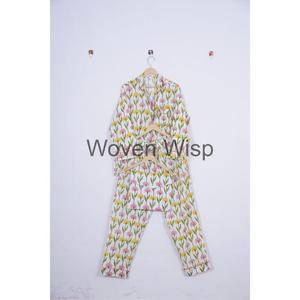 Conjunto de pijama delicado con estampado floral para mujer Conjuntos de mujer de talla grande de algodón puro - Product Image 5