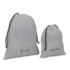 Bolsa pequeña de lona de algodón blanca con impresión de logotipo personalizado, bolsa navideña con cordón, bolsa antipolvo de moda para promoción cosmética - Product Image 1