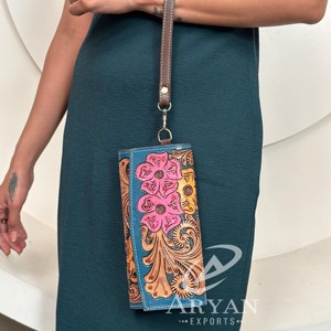 Cartera de cuero occidental mecanizada a mano, grano completo genuino de cartera de mano de cuero de alta calidad, cartera Floral de cuero hecha a mano al por mayor - Product Image 1