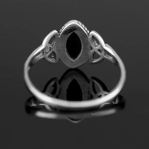 แหวนพลอยสีดำรูปมาร์ควิเช่925หรูหราสง่างามอัญมณีแฟชั่นทำด้วยมือของขวัญคริสเตียนสำหรับผู้หญิง - Product Image 4
