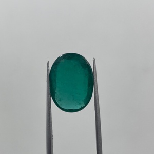 Émeraude de Zambie naturelle non traitée et non chauffée de très belle qualité de qualité supérieure coupe ovale 5.07 carats pour la fabrication de bijoux - Product Image 1