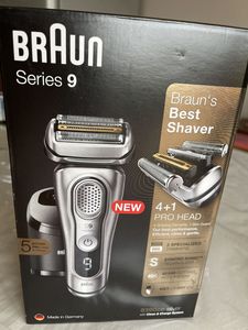 Afeitadora eléctrica Braun Series 9 Pro 9477cc para hombre, afeitadora de lámina en seco y húmedo con alimentación USB para cara, cuerpo y Bikini, Plata - Product Image 4