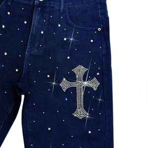 Shorts Vaqueros Personalizados para Hombre al por Mayor, Shorts Vaqueros de Mezclilla con Dobladillo Deshilachado y Pedrería - Product Image 3