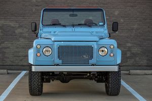 MEJOR OFERTA DEFENDER 90 TURBO DIESEL 4X4 1999, VOLANTE A LA IZQUIERDA, EN PERFECTO ESTADO, IMPECABLE, EXCELENTE CONDICIÓN, ELECCIÓN PREMIUM, EXPORTACIÓN - Product Image 6