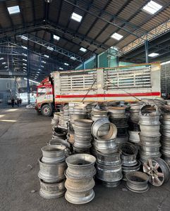 Best Aluminum Wheel Hub <b>Scrap</b> Alloy Wheel Recycling Material with 99.90% Al Content for <b>Metal</b> <b>Scrap</b> Processing - Product Image 5
