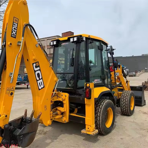 รถตักล้อยาง JCB 3CX รุ่นใหม่ รถตักล้อยางแบบสกิดสเตียร์ พร้อมแรงบิดสูง ใช้ชิ้นส่วนไฮดรอลิกและมอเตอร์จาก ENERPAC - Product Image 1
