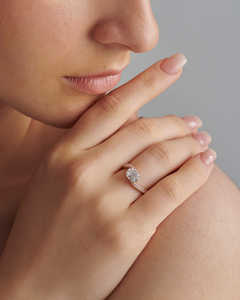 Diseñador Cut Bypass Diamond Oval Solitaire Ring Lab Grown Diamond Solitaire Ring Piedra principal Anillo de oro sólido 14K - Product Image 4