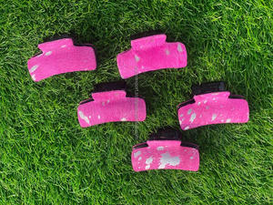 Nouvelle arrivée vente chaude Style véritable fait à la main métallique fourrure cuir pince à griffes personnalisé pince à cheveux accessoires en cuir pour les femmes - Product Image 2