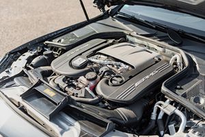รถเบนซ์ AMG C63 Coupe ปี 2019 สภาพดี ใช้งานน้อย 17 พันไมล์ เจ้าของเดียว เครื่องยนต์ V8 ทวินเทอร์โบ - Product Image 6