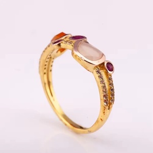 Bague de luxe en argent sterling plaqué or 14 carats avec topaze blanche en pierre de lune orange rubis de Thaïlande - Product Image 3