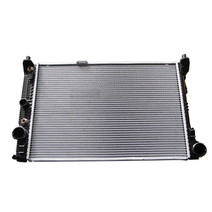 Piezas de refrigeración automáticas directas de fábrica de alta calidad, nuevo radiador soldado de aluminio para W204 C180 CDI <span class=keywords><strong>07</strong></span>- - Product Image 2