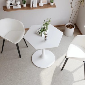 Mesa decorativa MDF blanco con base metálica superior Muebles de sala Mesa auxiliar de estilo contemporáneo Espacios pequeños Diseño geométrico elegante - Product Image 2