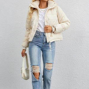 Ropa de mujer Cómodo Crop Top Puffer Venta caliente Premium Quality Crop Top Puffer para la venta - Product Image 4