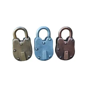 Gembok & kunci besi antik, warna berbeda dengan 2 kunci kondisi kerja kunci untuk dekorasi keamanan