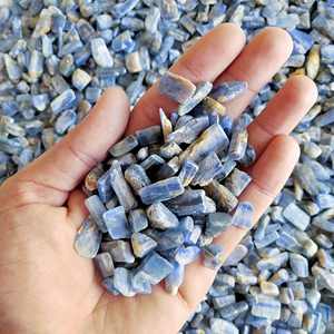 Spécimen brut de Kyanite Bleue Rare, Pierre de Guérison, Rayures, Gemmes Brutes, Cristal de Kyanite Naturelle, Gravier Brut, Gemmes Minérales - Product Image 1