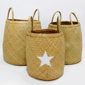 Panier artisanal rond naturel fait à la main Conception de feuille de palmier pour le stockage de restaurant d'hôtel à la maison Nouveau design - Product Image 4