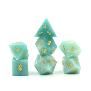 Dés en pierre de haute qualité, amazonite, cristal naturel, pierres de guérison reiki, pierres gravées, ensemble de dés personnalisés, cristal viking. - Product Image 5