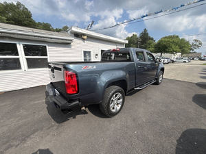Chevrolet Colorado Z71 2019 LIMPIA, Cabina Doble, 4x4, Volante a la Izquierda - Product Image 3