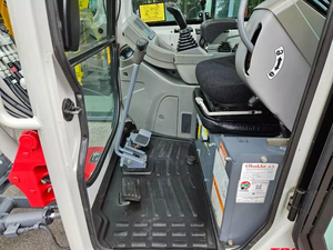 รถขุดตีนตะขาบ Takeuchi TB225 ขนาดเล็ก ขายส่ง น้ำหนัก 2.4 ตัน เครื่องยนต์ 24 แรงม้า กำลังขุดสูง พร้อมส่ง ชั่วโมงการใช้งานต่ำ - Product Image 5