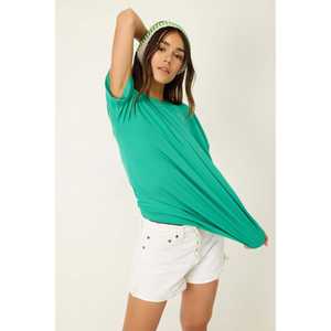 T-shirt ample à col rond en viscose/polyester, style décontracté - Product Image 1