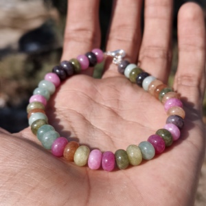 Pulsera de Piedras Preciosas Ajustable de Plata 925 con Cuentas Redondas Lisas de Ojo de Tigre de 8 mm, Color Natural, Regalo de San Valentín para Mujeres y Niños - Product Image 2