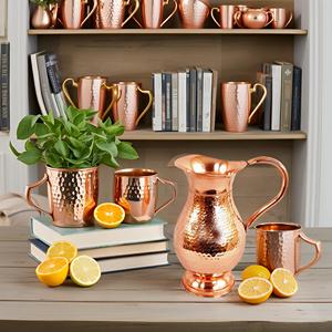 Pichet à eau en métal martelé en cuivre d'une capacité de 70 onces liquides, parfait pour les anniversaires, les mariages, la fête des mères, le cadeau de la fête des pères - Product Image 1