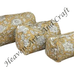 CB033 Sacs de toilette matelassés à imprimé fleuri Grandes pochettes de maquillage de voyage en toile de coton indien en nylon Sacs et étuis à cosmétiques à la mode - Product Image 1