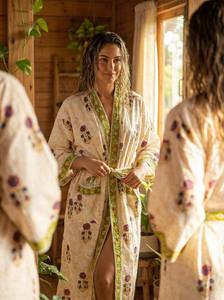 Bata Kimono de Algodón con Estampado Floral Hecho a Mano, Ligera, para Descansar, Tallas Grandes de EE. UU., Regalo para Mujer - Product Image 3