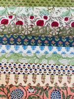 Tissu extérieur imprimé floral indien 100% coton pur écologique pour vêtements de filles, rideaux, oreillers, coussins, sacs, assortiments