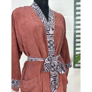 Kimono Vintage de Crepé de Seda, Ligero y Lujoso, Bata Suave y Cómoda, Regalo Perfecto para Mujer, para Usar por la Noche, Tejido para Primavera - Product Image 4