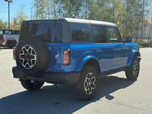 Ford Bronco Outer Banks 2024 - Product Image 3