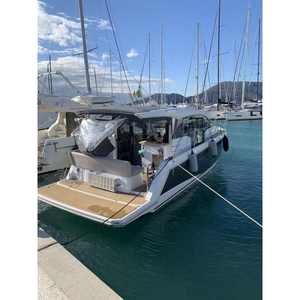 Sealine C330 <b>Yacht</b> - Product Image 1
