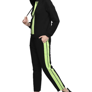 Survêtement d'entraînement deux pièces de haute qualité pour femmes ensemble de pantalons de survêtement motif solide techniques lavées prix de gros pour l'hiver - Product Image 3