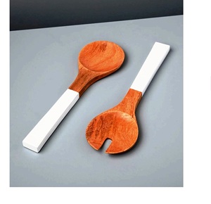 Ensemble d'ustensiles de cuisine avec support, ensemble d'ustensiles en bois faits à la main, 6 pièces avec manche, louche à soupe, ustensiles de qualité - Product Image 4