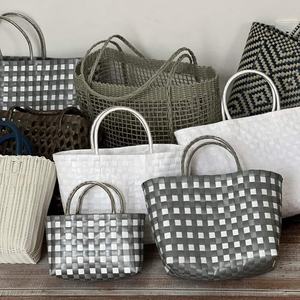 Bolso de mano tejido a mano para mujer, Cartera de mano de varias tallas - Product Image 1