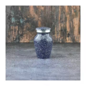 Urne souvenir en métal en forme de nouvelle urne en aluminium de haute qualité pour les cendres adultes gravées urne funéraire - Product Image 1