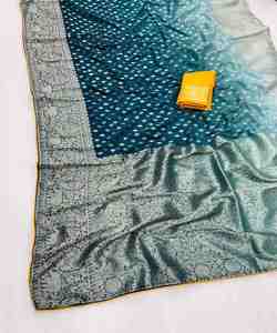 ออกมาแสดงผลด้วยการขายส่งเสื้อผ้าชาวปากีสถานชาวอินเดีย โดยเสนอตัวเลือกที่มีสไตล์และราคาไม่แพงสําหรับผู้ค้าปลีกและผู้ค้าปลีก - Product Image 3