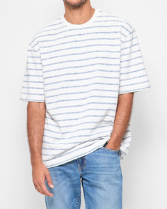 T-shirts à col rond surdimensionnés en tissu de haute qualité 100% en coton doux pour hommes, logo personnalisé et broderie, coupe ajustée, motif uni - Product Image 1