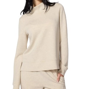 Suéter de cuello alto para mujer, estilo jersey oversize - Product Image 1