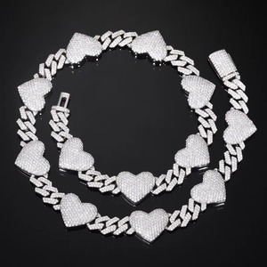 Collar de Hip Hop de Plata de Ley 925, cadena cubana en forma de corazón de diamante de moissanita helada para hombres y mujeres - Product Image 1