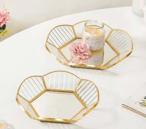 Nouveau design bols de service en métal et en verre plateaux fabriqués en laiton et en verre pour servir des desserts et des chocolats - Product Image 1