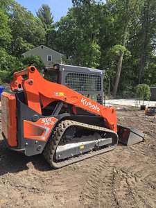 Chargeuse compacte sur chenilles Kubota SVL75-3 haute performance avec élévateur hydraulique et puissance de travail exceptionnelle pour les travaux - Product Image 6