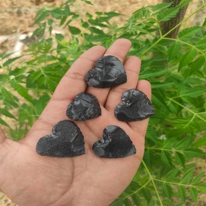 Vente en gros de pointes de flèches en forme de cœur en or bleu Agate Crystal Crescent Knocking Hand Made Hunting Arrowheads - Product Image 2
