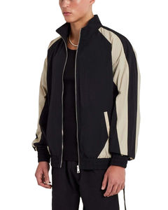 Acheter Coupe-Vent Personnalisé Shorts Ensembles pour Hommes Polyester Lourd Vêtements Décontractés Nouveau Design Hiver Coupe-Vent Costumes Courts 2026 - Product Image 3