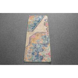 Alfombra Turca Pequeña de 1.3x3.2 pies (41x99 cm), Alfombra de Lana Vintage con Diseño de Plantas y Árboles Azules - Product Image 1