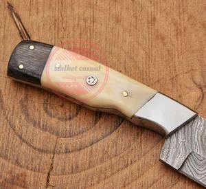 Couteau de chasse Bowie en acier Damas 2025 personnalisé avec manche en bois - Product Image 3