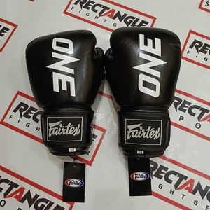 Gants de boxe en cuir de vachette Fairtex de haute qualité avec logo personnalisé, gants de sparring professionnels MMA avec fonctions de frappe - Product Image 2