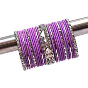 Indian Fashionable And Traditional Bangles Set Top Trendy Design Women Wedding Bangles Churiyan Set for Women - Product Image 1