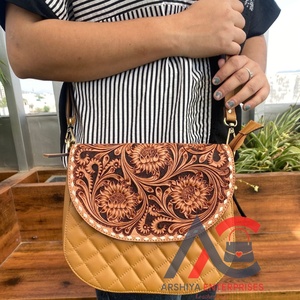 กระเป๋าสะพายคาดลำตัวหนังวัวแท้สำหรับผู้หญิงกระเป๋าสะพายไหล่ดีไซน์หนังวัวแท้หรูหราเป็นเครื่องมือหนัง2024 - Product Image 1