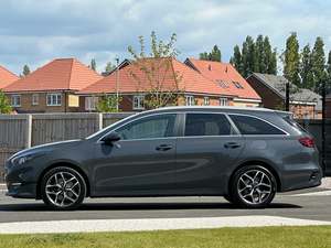 USED LHD/RHD 2022 KIA CEED 1.5 T-GDI 3 SPORTSWAGON DCT - Product Image 3